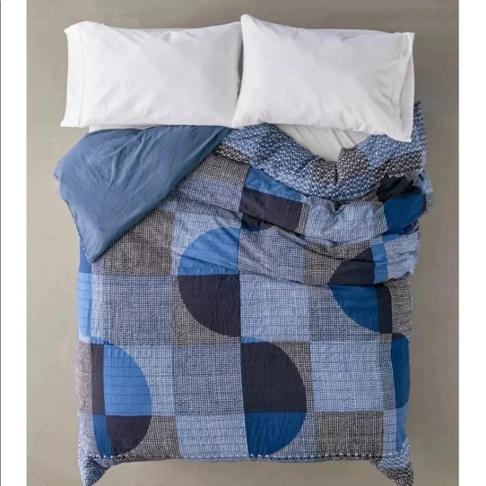 New Urban Outfitters Noa Duvet Cover